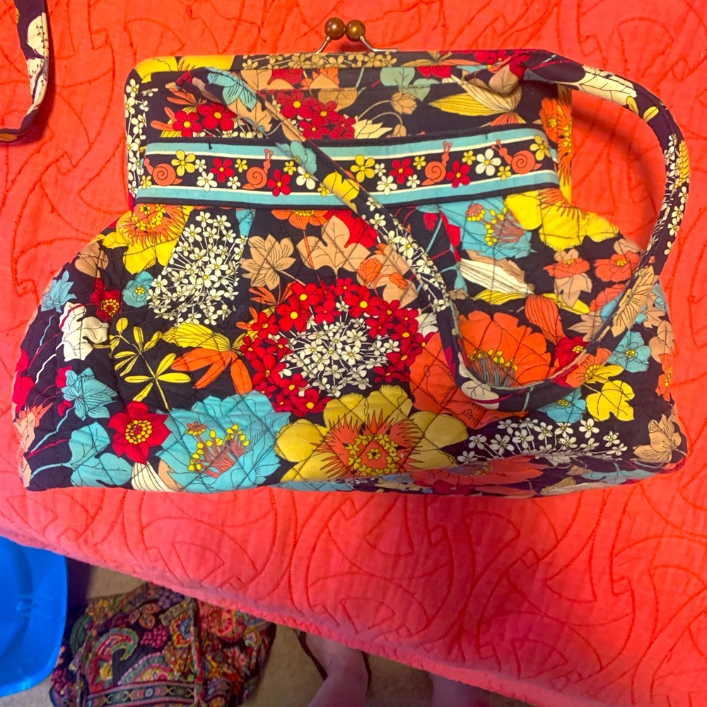 Vera Bradley purse with clasp